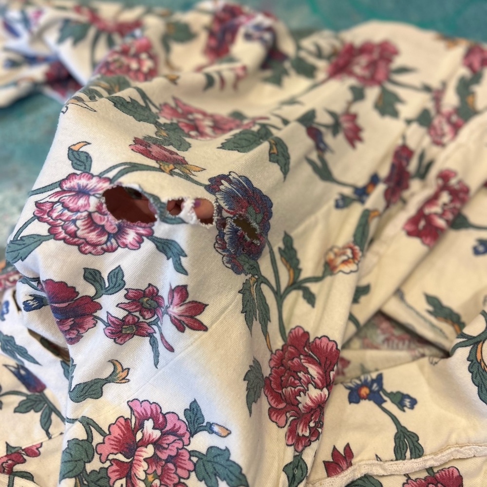 90s Floral Robe - Picture 9 of 9